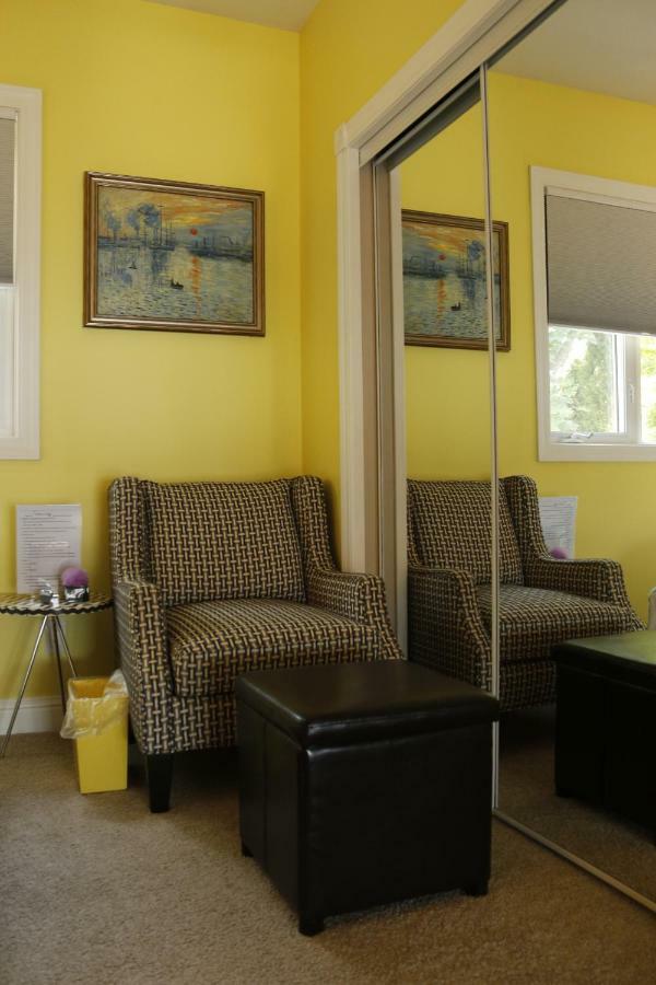 Lakeview Oasis Bed And Breakfast West Kelowna Extérieur photo